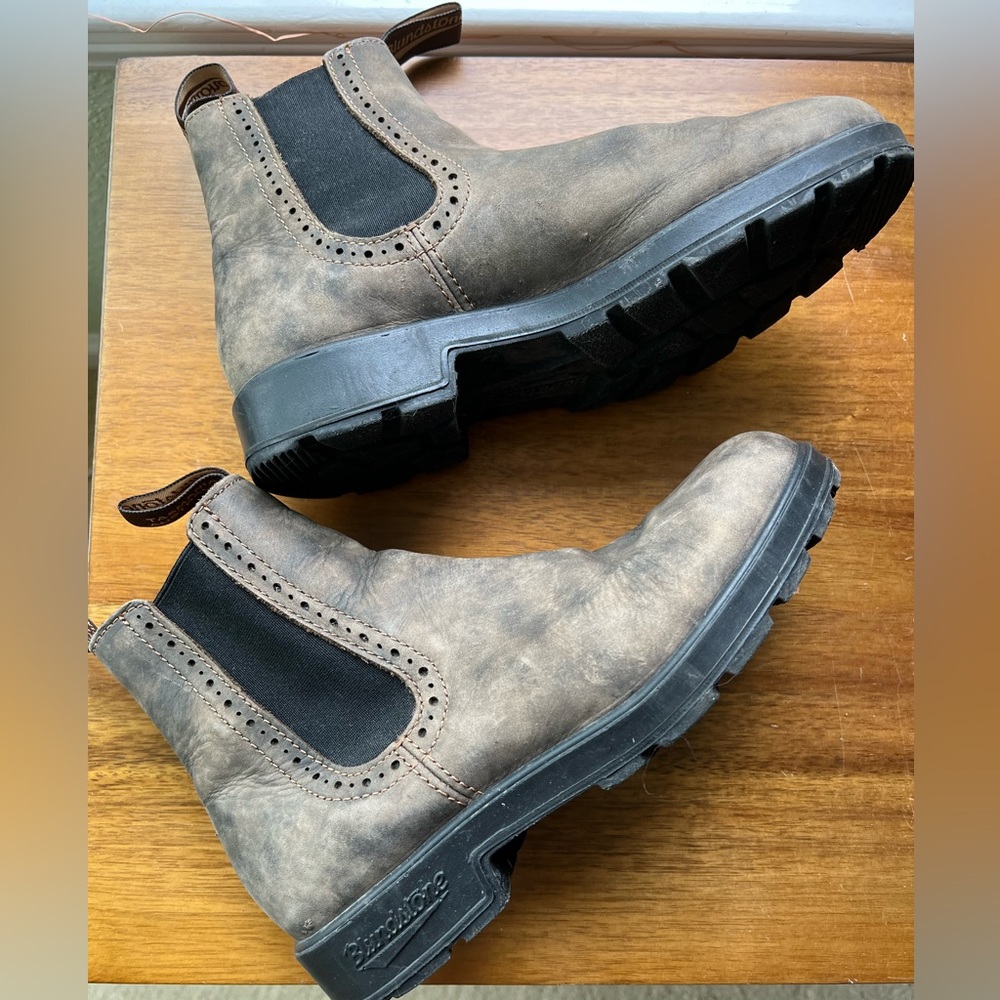 Blundstone High Top Women’s Original Boot 8.5 Rustic Brown